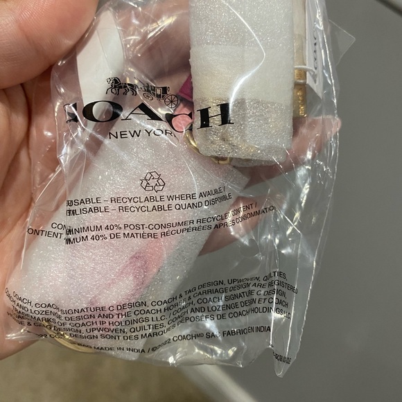 Key Chain- Coach Cherry Print - Picture 5 of 6